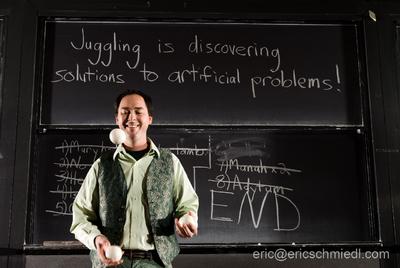 Professional juggler Peter Panic